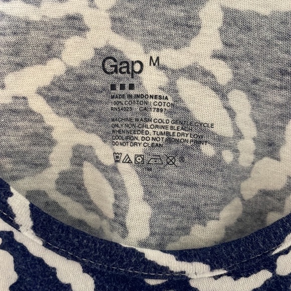 Navy Blue & White Floral Patterned Tank - Picture 4 of 6